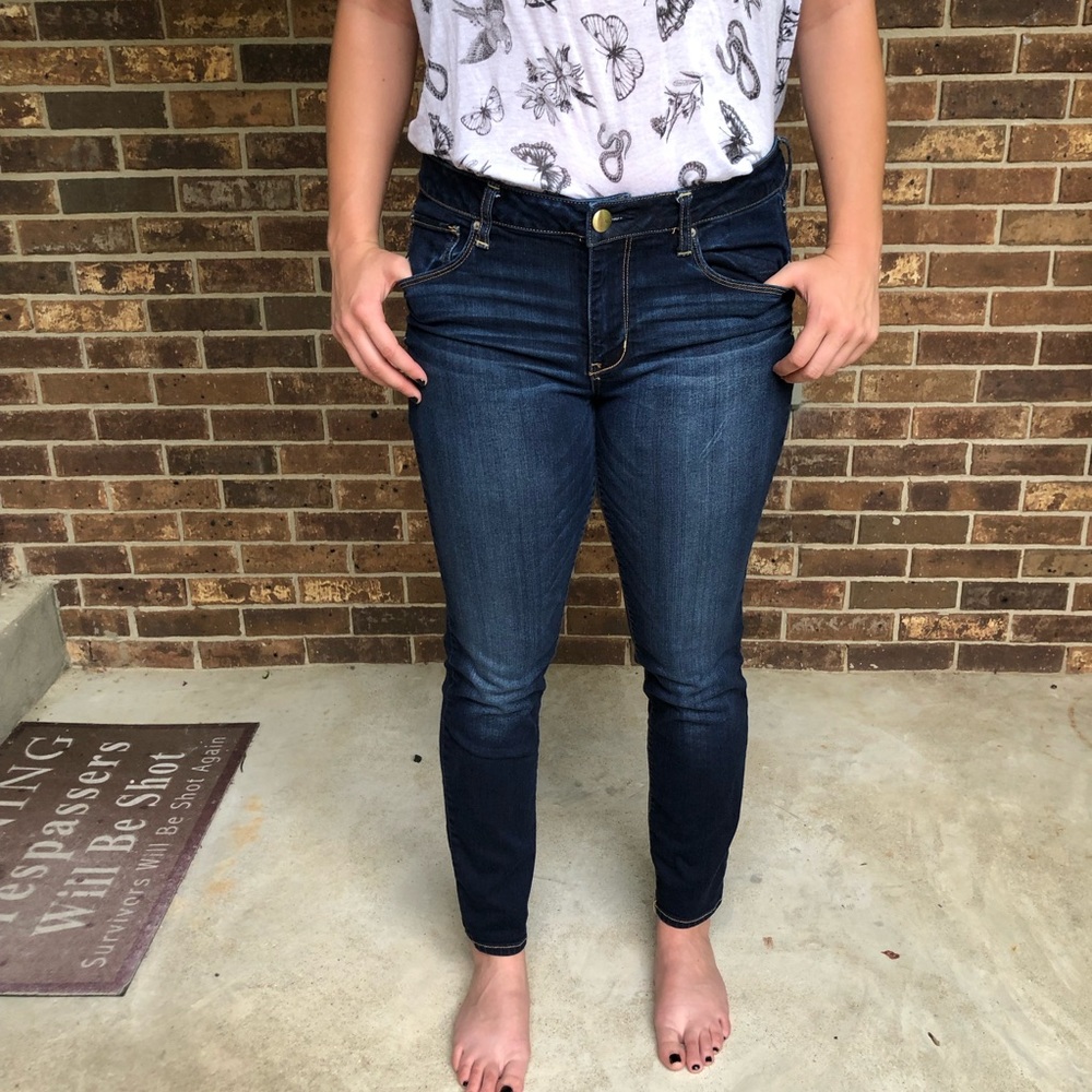 American Eagle Dark Wash Jeans